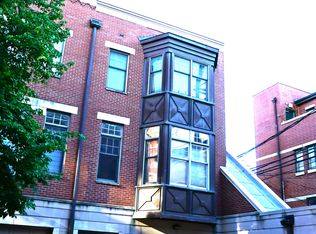 2008 S Calumet Ave UNIT I, Chicago, IL 60616