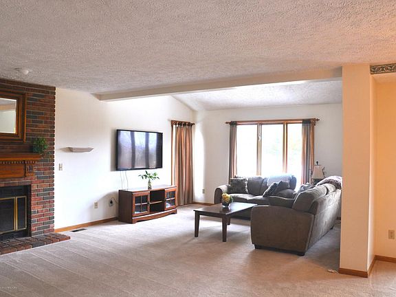 5th image of 2562 Kodiak Dr