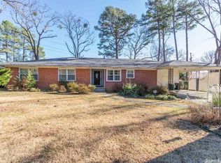 7 Riviera Cir, Little Rock, AR 72205