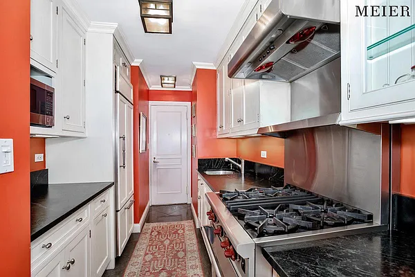 Sold by MEIER | media 25