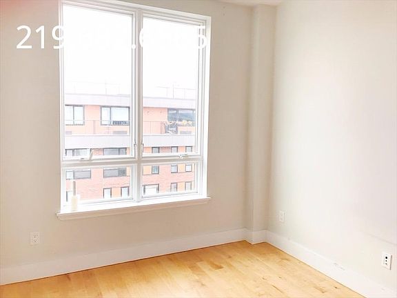2nd image of 836 Dekalb Ave APT 04I