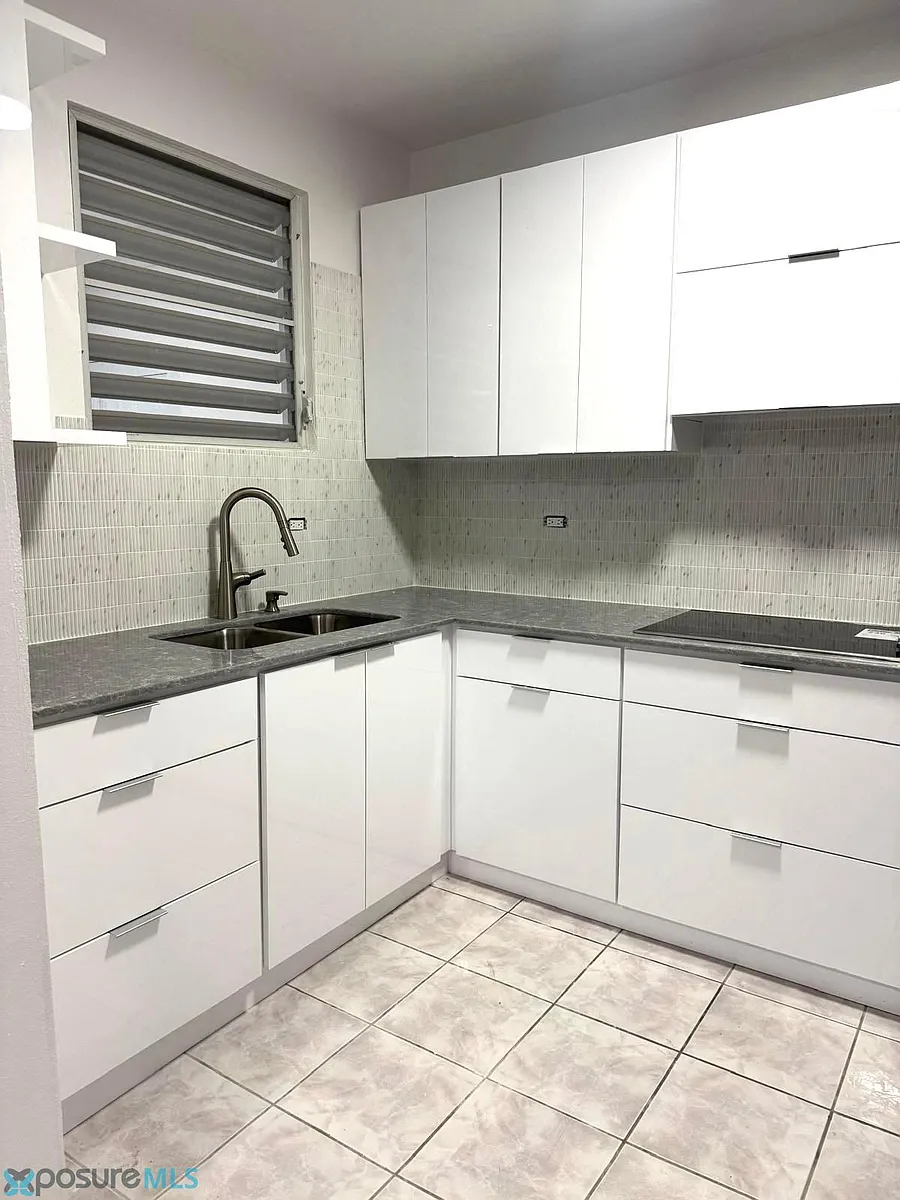 Building Photo - 2 Estancias Del Ln