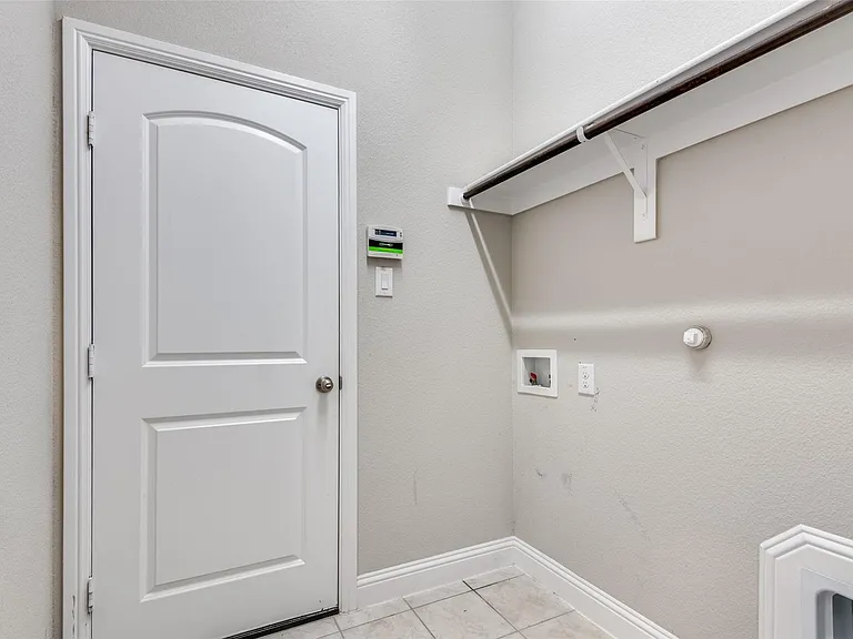 5136 Shallow Pond Dr — Photo 13