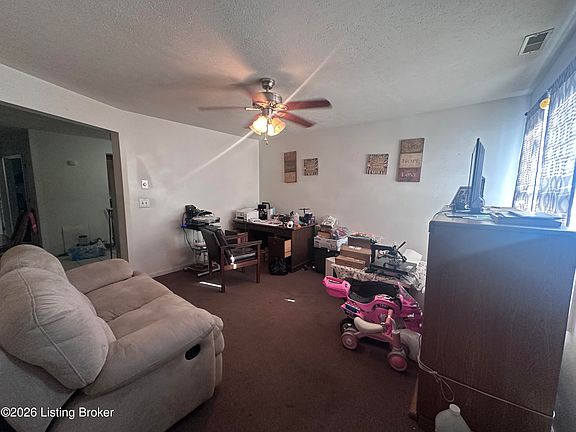 4th image of 449 N 26th St