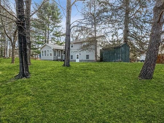 5th image of 27 Circle Dr