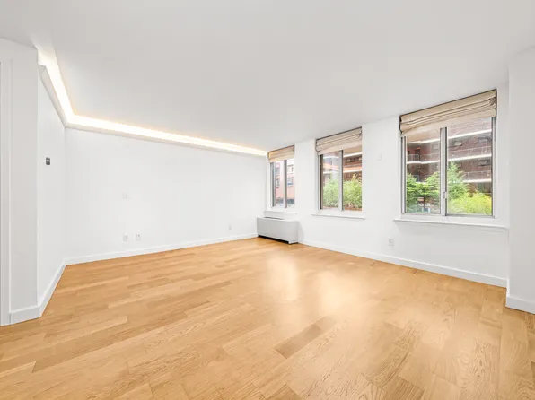 333 Rector Place image 10 of 20