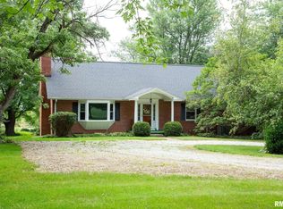 11 Marty Ln, Macomb, IL 61455