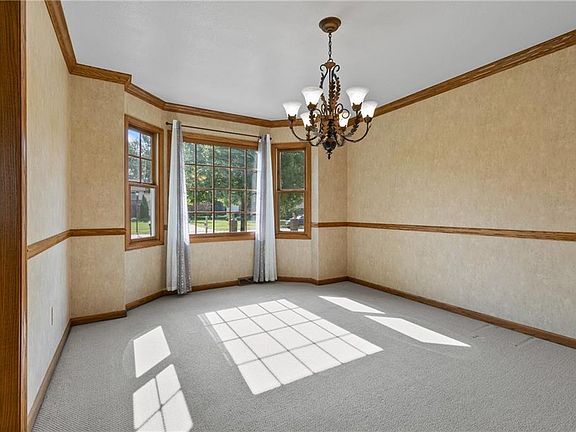 3rd image of 7686 Ellington Pl