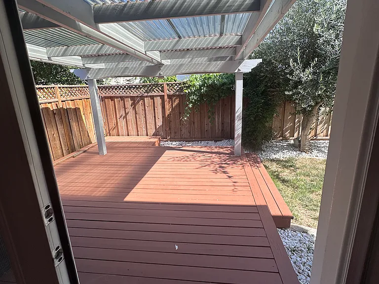 480 Gonzalez St — Photo 23