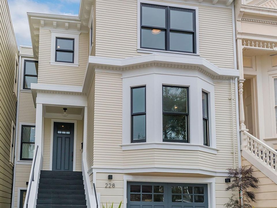 1st image of 228 3rd Ave