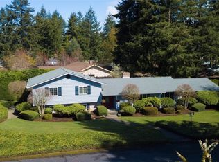 8921 51st St W, University Place, WA 98467