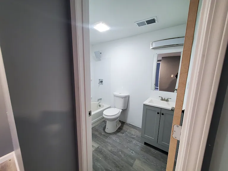 5564 Hebert St #2F — Photo 7