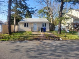 2204 5th Ave, Toms River, NJ 08753