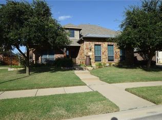 1117 Woods Rd, Forney, TX 75126