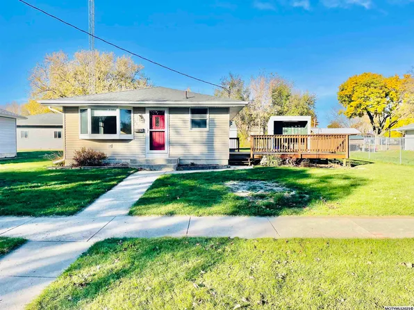 246 22nd St SE, Mason City, IA 50401