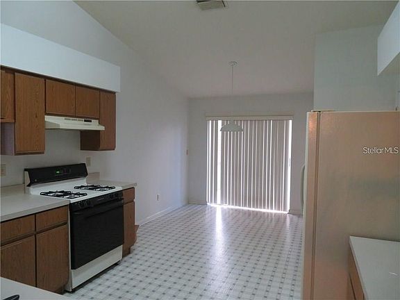 5th image of 1407 Wakefield Dr