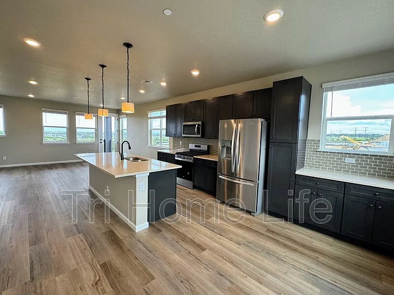 7022 Doncaster Ct — Photo 13