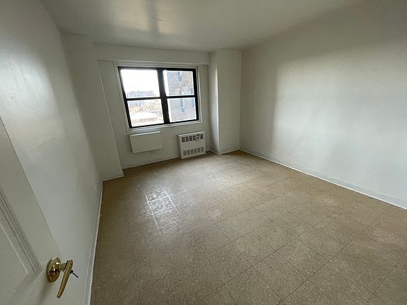 5th image of 1700 Bedford Ave #6GG