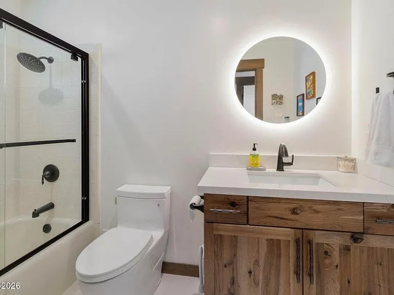 1265 Lincoln Cir — Photo 25