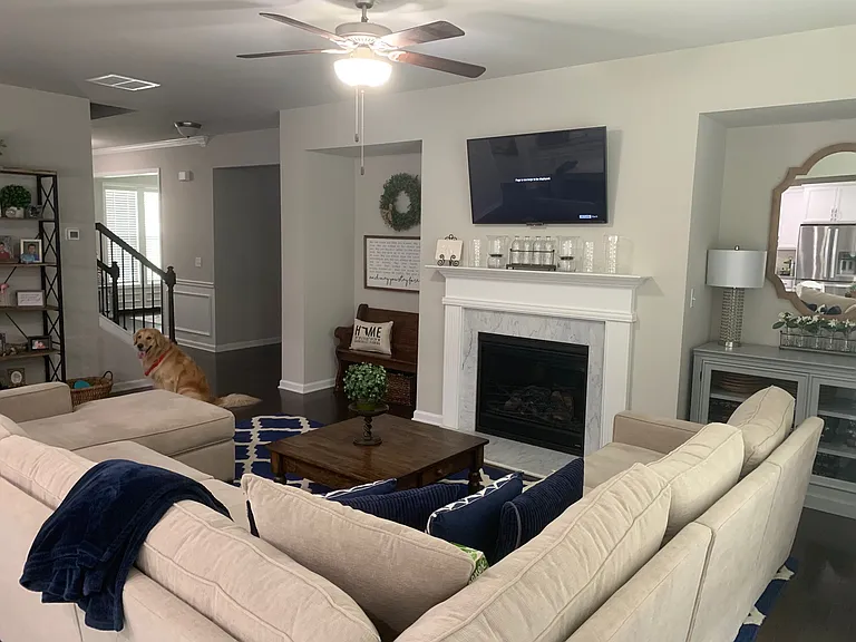 4740 Frontier Dr — Photo 4
