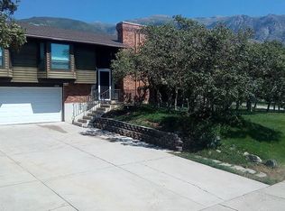 2402 Cheryle Way, Layton, UT 84040