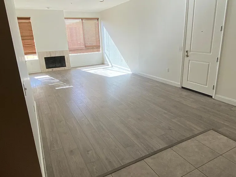 6938 Laurel Canyon Blvd #304 — Photo 4