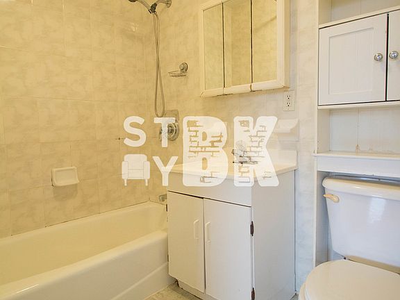 3rd image of 51 Clifton Pl #4G