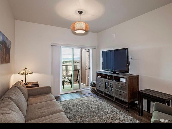 3rd image of 9962 W Victoria Pl #206