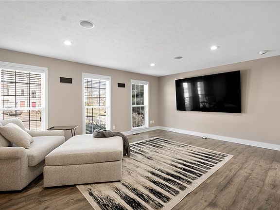 5th image of 6344 Oyster Bay Ct