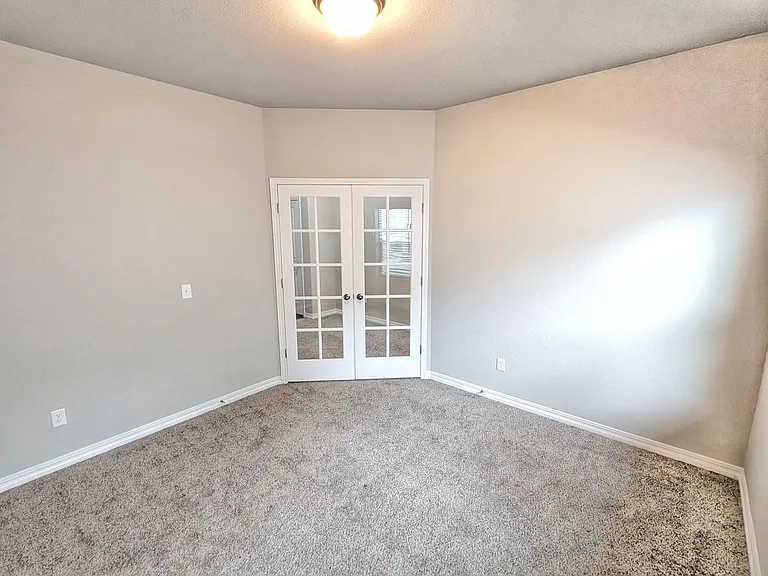 7519 Mount Elbert Point — Photo 8