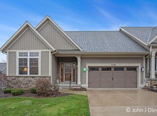 1726 N Brandon Ridge Dr NW, Grand Rapids, MI