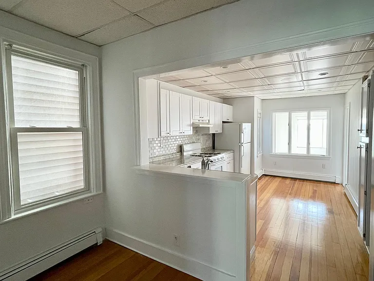249 Webster St #3 — Photo 2
