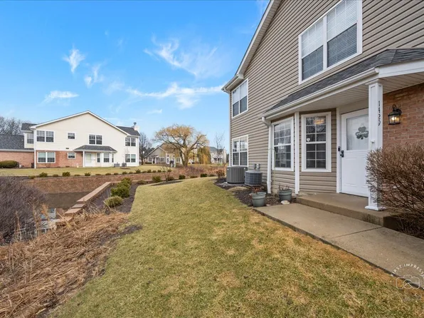 1429 Georgetown Dr Unit 1429, Batavia, IL 60510