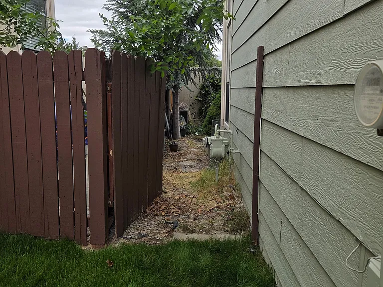 4075 Snowshoe Ln — Photo 7