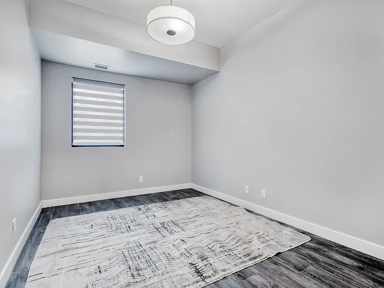 1515 Warde Ave — Photo 21