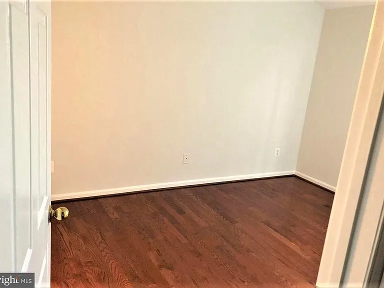 2480 Angeline Dr #304 — Photo 12