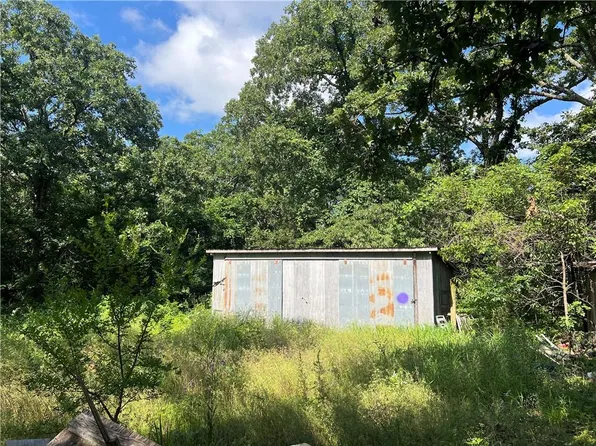 647 NE 185 Pvt Rd, Osceola, MO 64776
