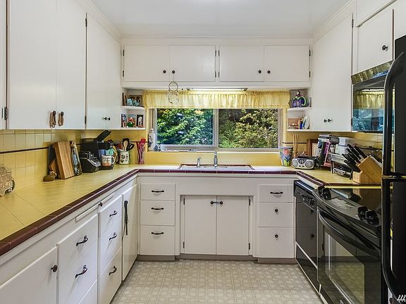 2nd image of 10011 51st Ave S #483572