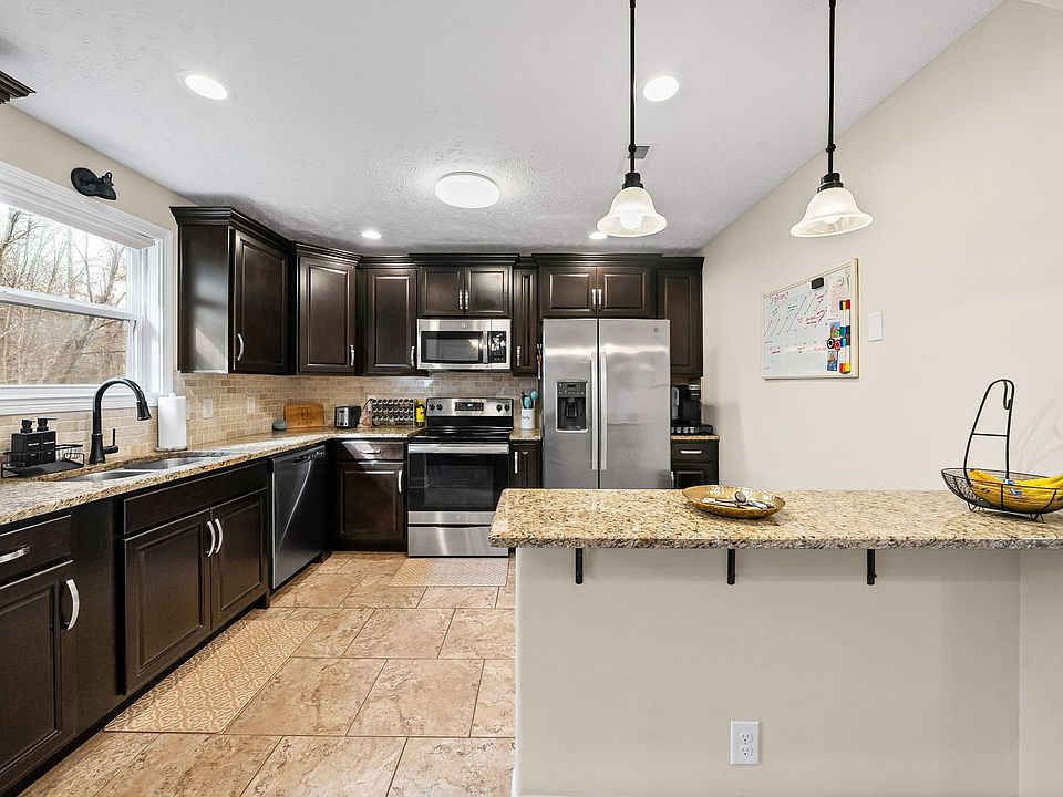 1st image of 656 Deer Ridge Dr