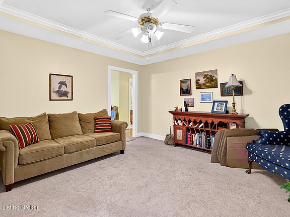 5th image of 8509 Applegate Village Dr