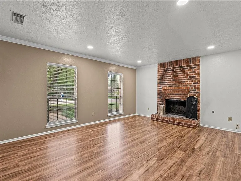 430 W Redway Ln — Photo 9