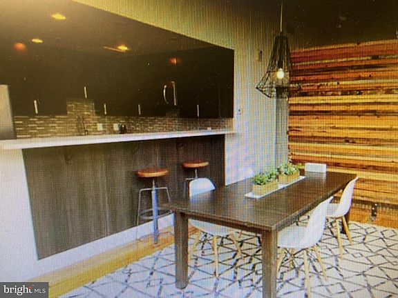 5th image of 1238 Callowhill St Suite 302