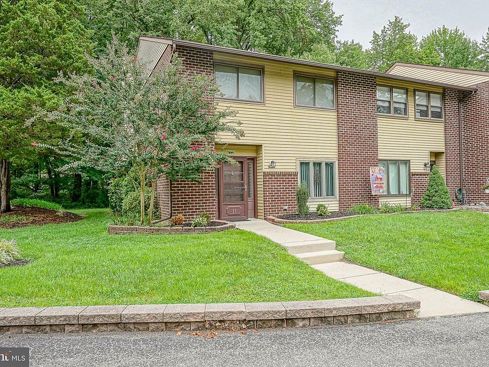 1st image of 13 Buckthorn Ct