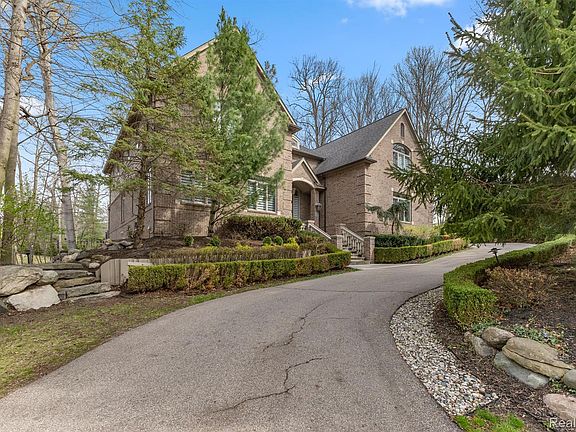 5th image of 21480 Lujon Ct