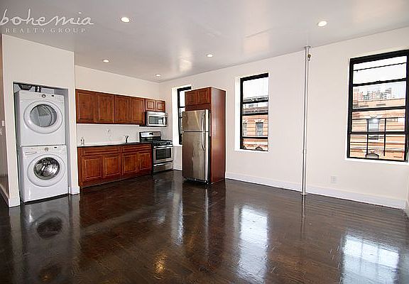 4th image of 100 W 143rd St APT 19