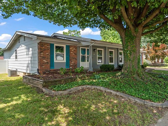 2nd image of 2282 Gold Finch Dr