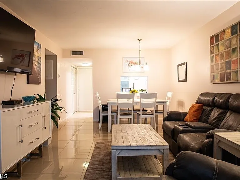 1724 Pine Valley Dr #204 — Photo 17