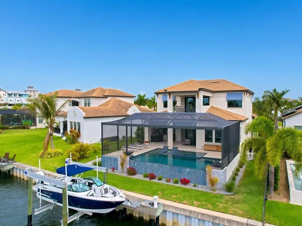 3034 Christophers Watch Ln, Ruskin, FL 33570