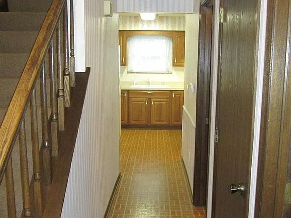5th image of 6730 Marjean Dr