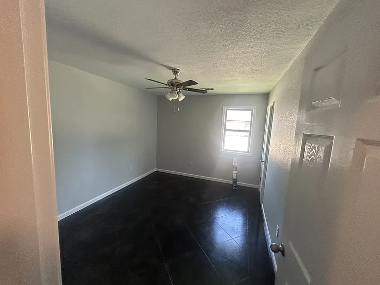 5306 Apt Dr — Photo 3